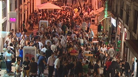  Cais do Sodré á noite